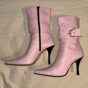 SOLD Vintage Leather Booties Point Toe 💕